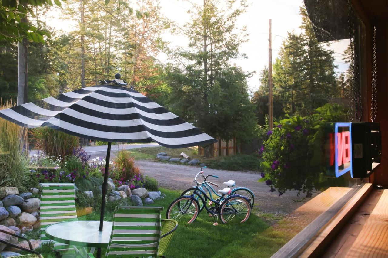 Flathead Lake Resort Woods Bay Esterno foto